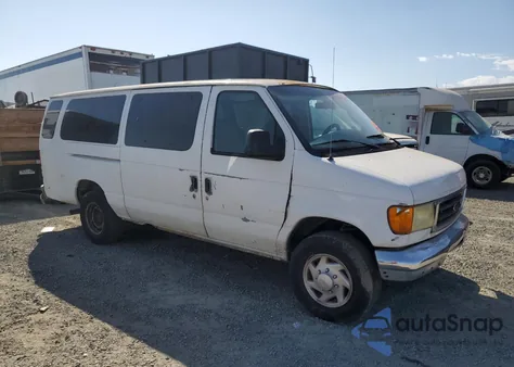 2004 Ford Econoline E350 Super Duty Wagon из США, поврежденный, VIN 1FBSS31S84HA16205